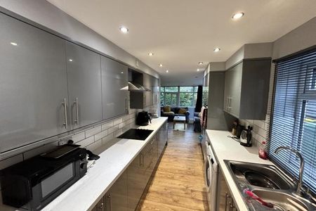 St Annes Road, - Photo 4