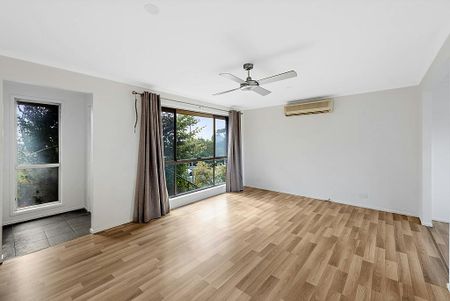 Three Bedroom Home in Great Location! - Photo 2