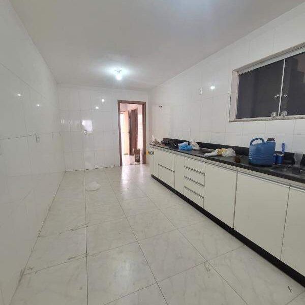 Casa de 3 quartos, ENORME em Nossa Sra. de Lourdes, Ibirité. - Photo 1