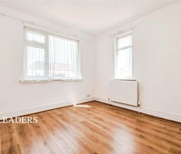 2 bedroom bungalow to rent - Photo 3