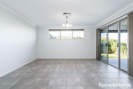 Modern Family Vila - Photo 2