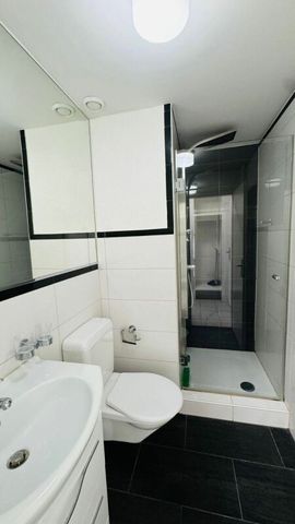 1.5-Zimmer-Wohnung im 4. Obergeschoss mit Balkon an zentraler Lage in Basel - Photo 5