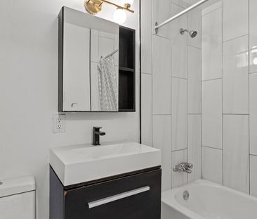 2900 Chemin de la Côte-de-Liesse, Montréal, QC - Photo 6