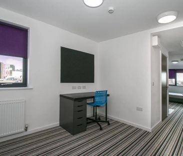 Studio to rent - Photo 5