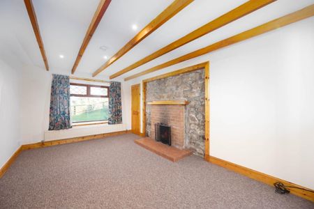 3 bedroom detached house to rent - Photo 2