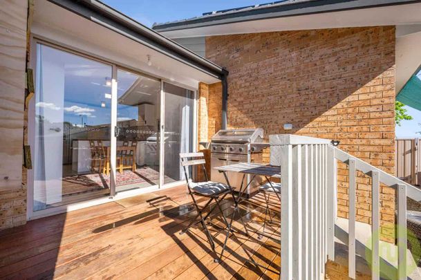 Low-Maintenance Comfort with Modern Touches - Photo 1