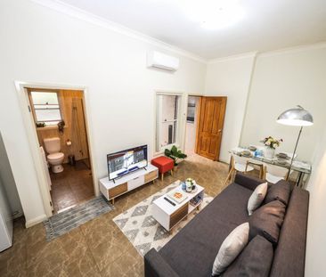 Fully furnished 2 bedroom detached house, internet bills are included - Photo 6