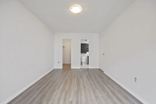 For Lease - 100 Prudential Drive Unit# 911, Toronto, Ontario - Photo 1