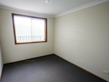 Town House - Photo 2