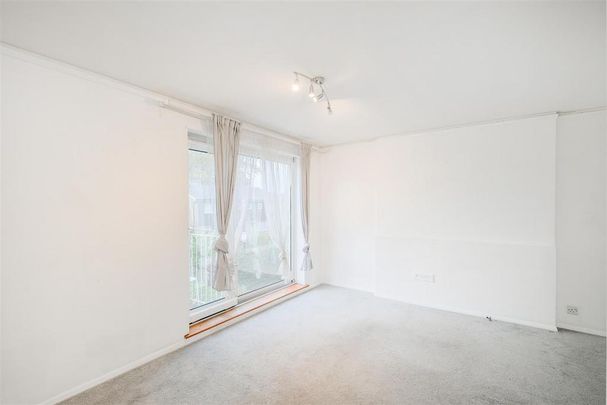 2 bedroom duplex to rent - Photo 1