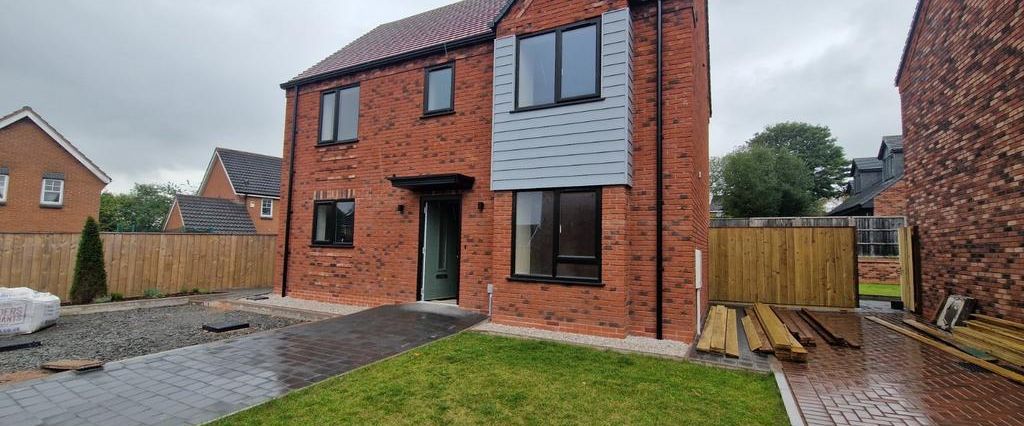 3 bedroom detached house to rent - Photo 1