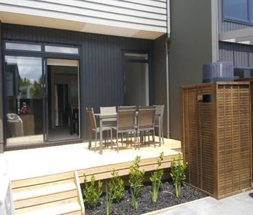 Hobsonville, 34 Liquidambar Drive - Photo 2