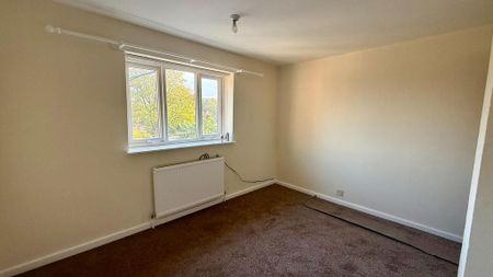 2 bedroom semi-detached house to rent - Photo 2