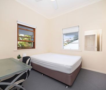 Shared Accommodation Newly Renovated on Wedd Street - Photo 5