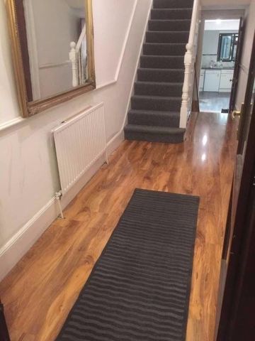 1 Bed Terraced House, Grove Green Road, E11 - Photo 2