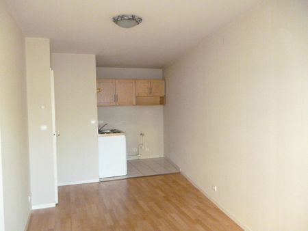 Location Appartement 2 pièces 35m² ORLEANS 45000 - Photo 5