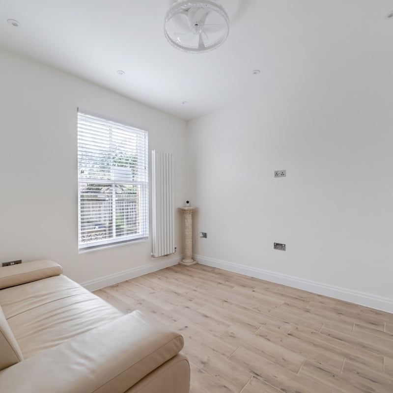 4 bedroom semi-detached house to rent - Photo 1