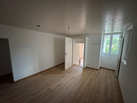 Magnifique 2,5 pièces avec entrée indépendante - Photo 2