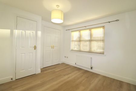 2 bedroom semi-detached house to rent - Photo 4