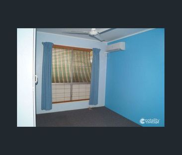 4 Bedroom Home Close to Highschool - Photo 2