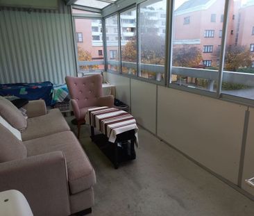Sorögatan, Kista - Photo 4