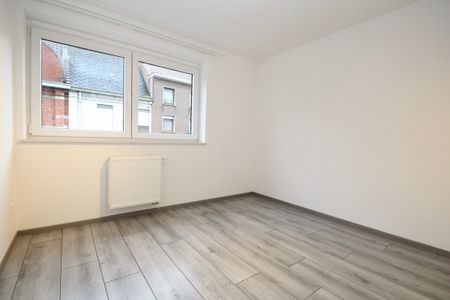 Lichtrijk appartement met terras te huur in Zele - Foto 3