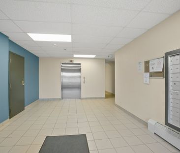 Wheelchair Accessible Unit with Elevator in Downtown Red Deer. - Photo 2