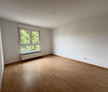 Großzügige Dreiraumwohnung in Zwickau - Foto 1