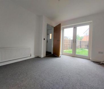 4 bedroom terraced house to rent - Photo 1