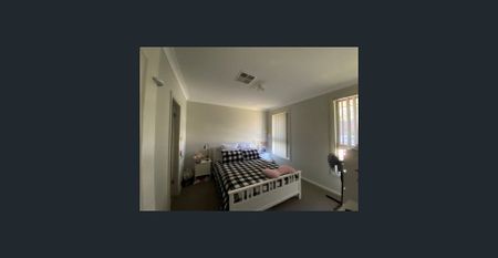 THREE BEDROOM HOME IN GREAT LOCATION! - Photo 5