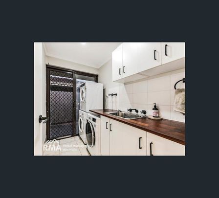 15 Hennessy Way, Rockingham, WA 6168 - Photo 1
