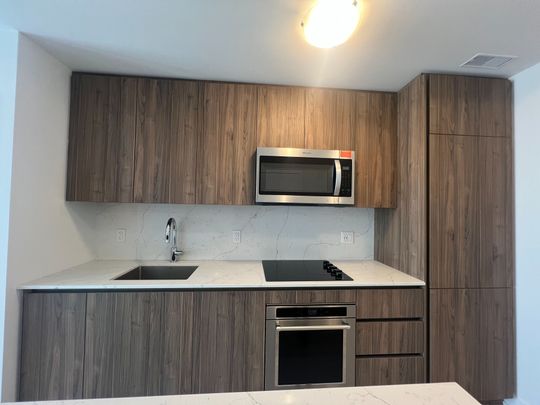 For Lease - 15 Richardson Street Unit# 1810, Toronto, Ontario - Photo 1