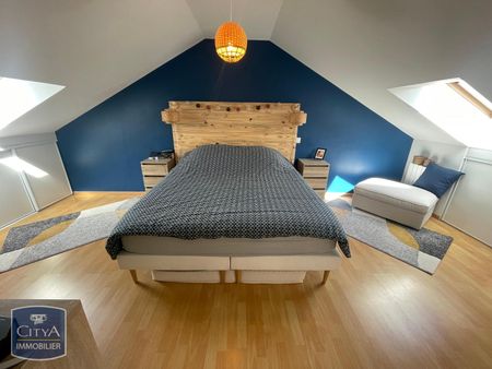 Location Maison 4 pièces 111m² CHATEAUROUX 36000 - Photo 4