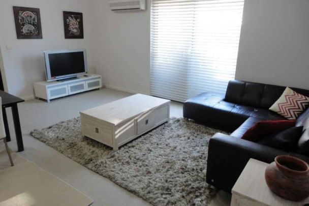 14/166 Pacific Highway North Sydney - Photo 1