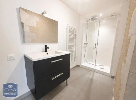 Appartement à louer 3 pièces 70.56m² - Photo 2