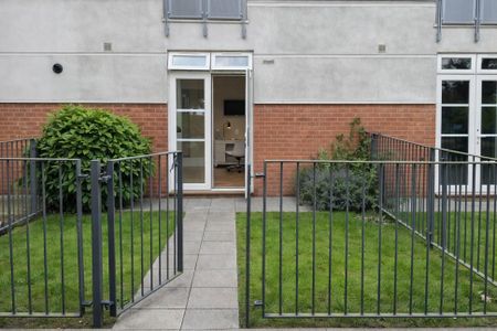 Studio to rent - Photo 5