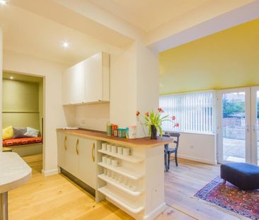 1 bedroom in a house share to rent - Photo 6