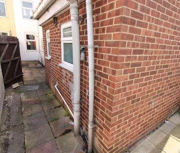 Victoria Street, Burton Upon Trent, DE14 - Photo 4