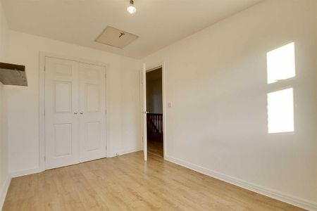 4 bedroom townhouse to rent - Photo 5