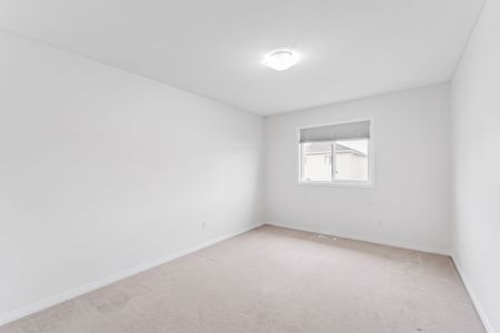 For Lease - 94 Foxglove Crescent, Kitchener, Ontario - Photo 3