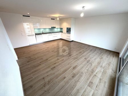 ELEGANT LIVING EXPERIENCE - Photo 4