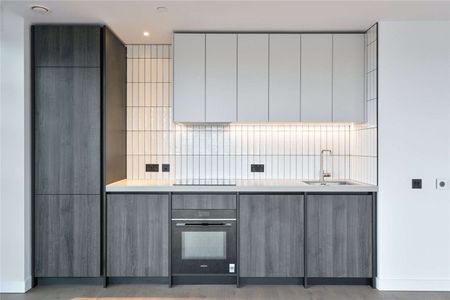 Stunning new two bed two bath apartment located in The Founding, Canada Water's premier new build development. - Photo 5