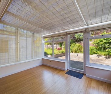 4 bedroom detached house to rent - Photo 2