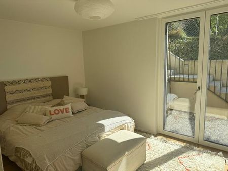 Appartement de 4,5 pièces avec terrasse et jardin - Vue sur le lac - Photo 5