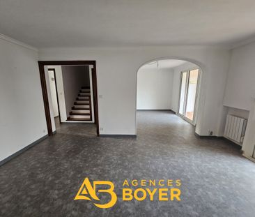 Location Maison 5 pièces 92m² SIX FOURS LES PLAGES 83140 - Photo 1