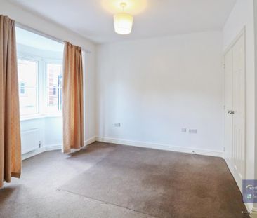 4 bedroom terraced house to rent - Photo 6