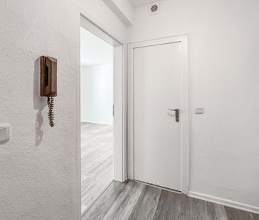 1,5 Zimmer – renoviert – zentrale Lage – Einbauküche - Photo 6