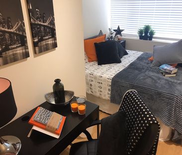 Lister Avenue Room 5 - Photo 3