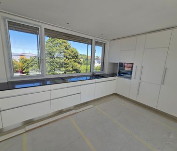 Exklusive 4-Zimmer-Attikawohnung mit Seesicht - Photo 4