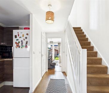 2 bedroom terraced house to rent - Photo 5